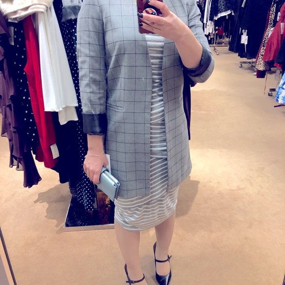 Calvin Klein Long Line Open Front Suit (suit jacket + suit pants); worn 1 time. - Picture 4 of 4